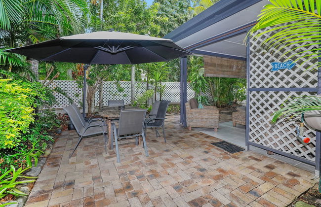 Tropical Unit with Private Fenced Garden Close to The Beach 5 - Foto 23