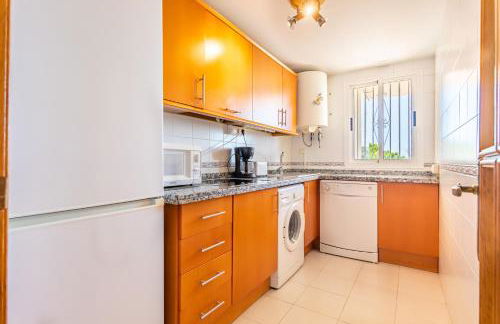 Sun & Sand Beach Apartment - Photo 12