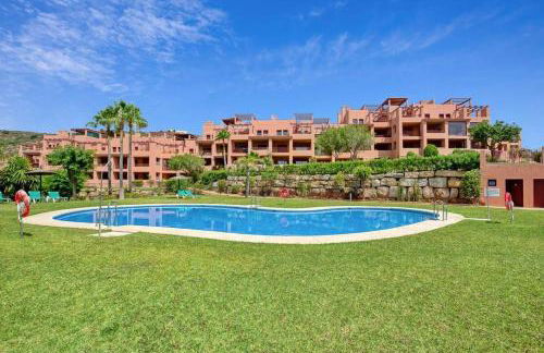 Estrella de Mar zeezicht en uitkijk op Gibraltar 40m2 terras incl zwembad Las Garzas Manilva - Photo 2