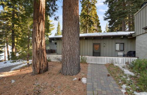 Waters Edge Escape - Patio with BBQ Near Beach - Foto 29