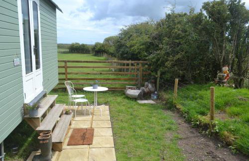 Peaceful Shepherd's Hut next to Horse Field - Foto 2