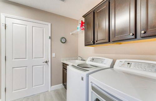 Golf Cart and Pool Access The Villages Home! - Foto 21