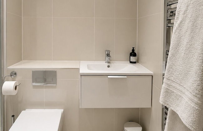 Stylish Parkway Apartment in Chelmsford - Foto 32