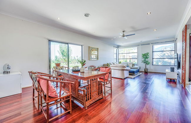 StayAU 5BR Lakefront Escape Point Cook - Foto 45