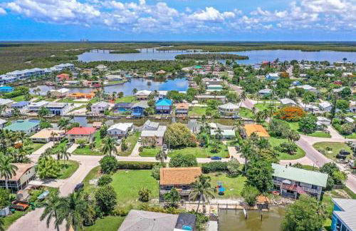 Goodland pet-friendly home with dock and kayaks - Foto 38