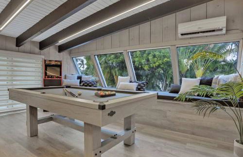 Stunning 2 Story Villa with Pool - Photo 11