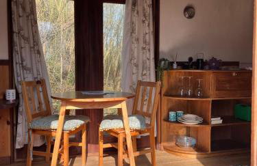 Nightingale Camp private Glamping with hot tub - Foto 16