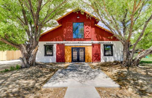 Orangeville Vacation Rental with On-Site Creek! - Foto 1