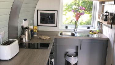 Beautiful one bed Pod in idyllic surroundings - Foto 3, stove