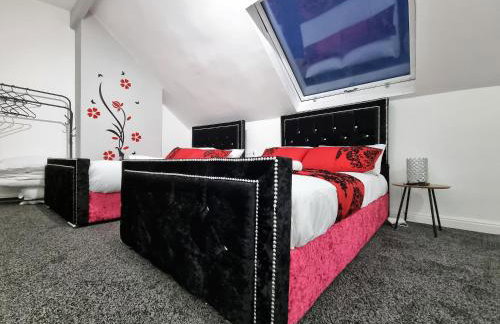 *11BR* Setup for your most amazing relaxed stay + Free Parking + Free Fast WiFi * - Foto 31