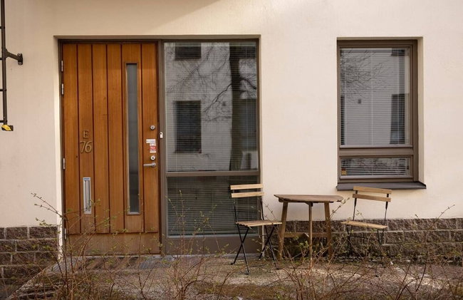 2ndhomes Gorgeous Courtyard Home w Sauna - Photo 33