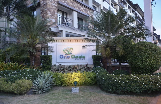 1 Bedroom Deluxe Condo at Apartelle D' Oasis - Foto 56