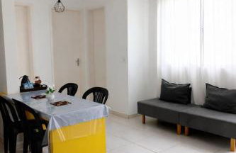 Apto Completo e Confortável Famílias e Trabalho - Foto 20