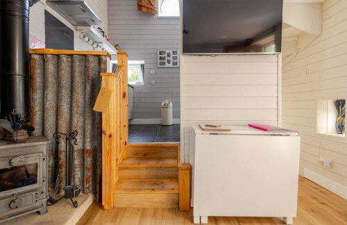 The Scullery - a quirky annex with wood fire - Foto 25