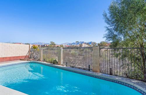 Pool-side Villa with Perfect Views - Foto 43