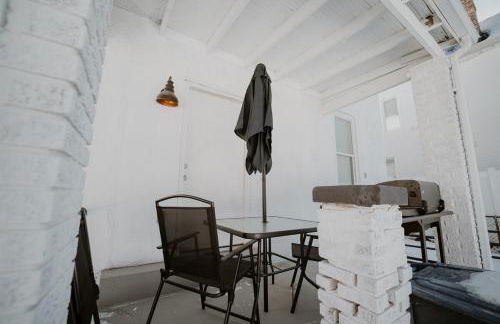 Modern 5BR DC Home Free Parking Steps from Metro Family-Friendly - Photo 10