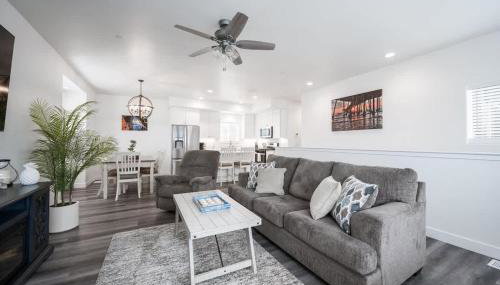 Game Room! Rooftop Deck! Sleeps 11 - Foto 1