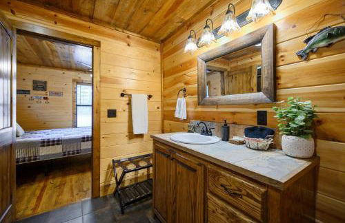 Whitetail Retreat Cabin for 13 - Foto 18