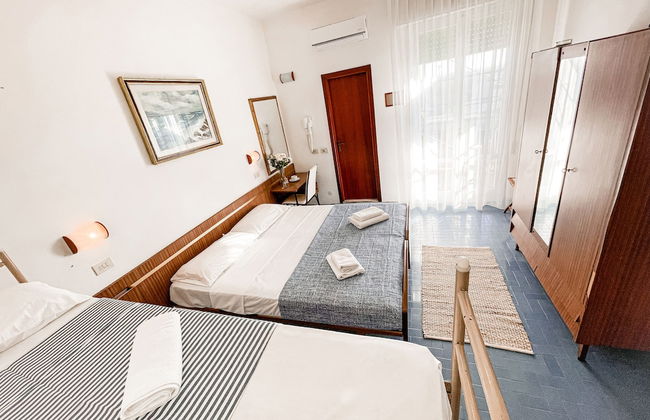 Hotel Sara - 2 Guests Room - n 13 - Foto 11