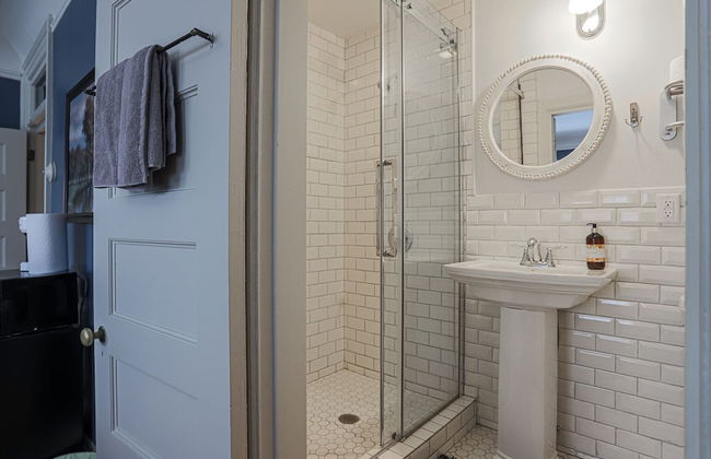 Offutt Manor - Photo 31