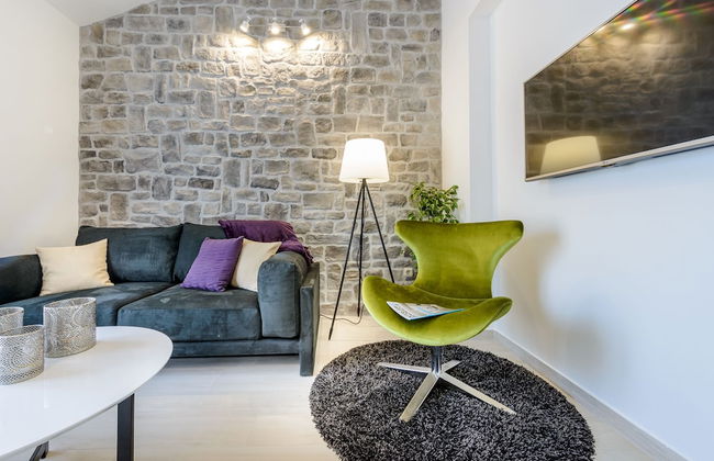 Holiday Home with Private heated Pool, Sea view & Basketball Court - Foto 12