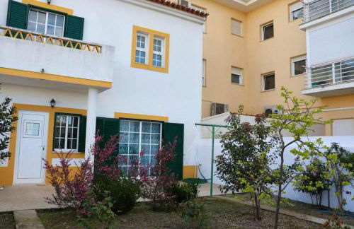 Charming house with fireplace in Grândola, 142 m², Internet included - Foto 1