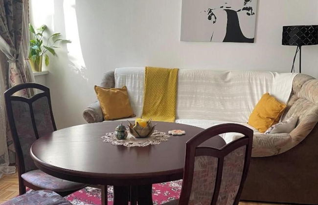 Beautiful Flat top Location - Foto 6