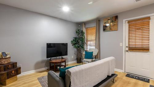 Chic Suite 25 Minutes From Midtown ATL and Airport - Foto 5