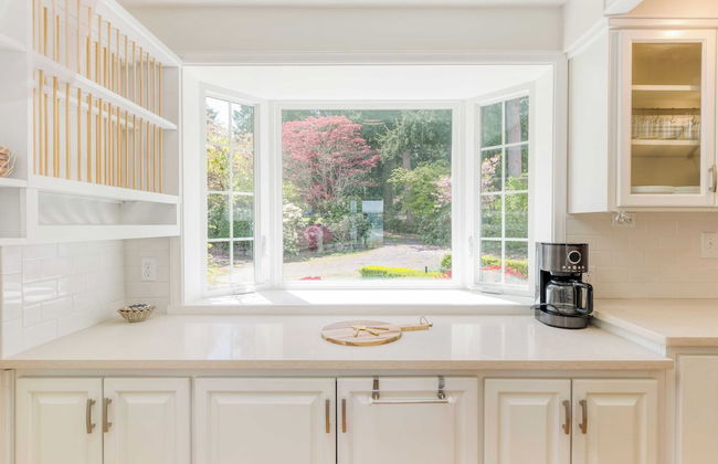 Colonial Bluff House Above the Sea by Avantstay - Foto 16