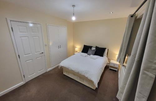 Great Apartment Next To Tooting Bec Tube Station! - Photo 8