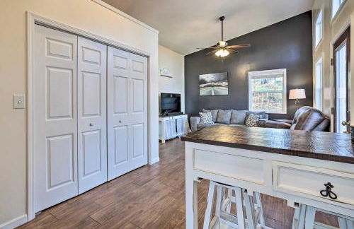 Gray Home with View of Boone Lake and Fire Pit! - Foto 7