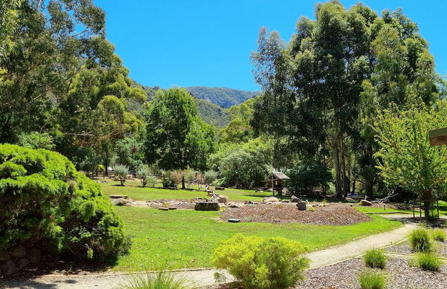 D'Altons Studios - Photo 18