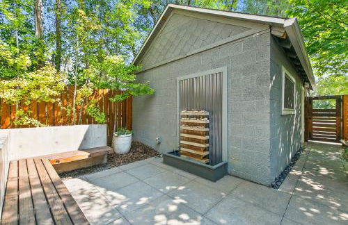 Maple Courtyard - Old Town with King Suite & Piano - Foto 20