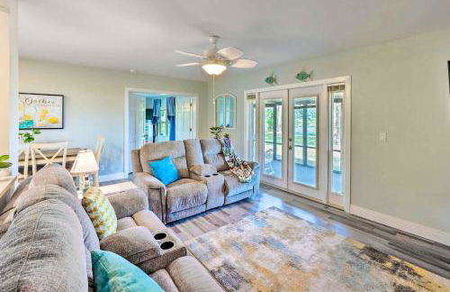 Boats and Dock Anglers Haven in Crescent City - Foto 11