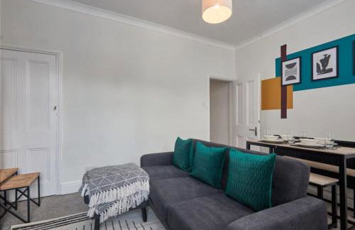 Cosy 3-Bedroom House With Street Parking - Foto 5