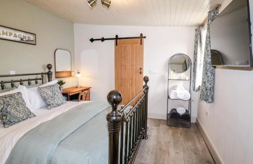 The Shearer's Hut - Photo 9