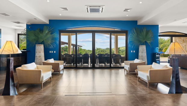 Coin salon dans le hall