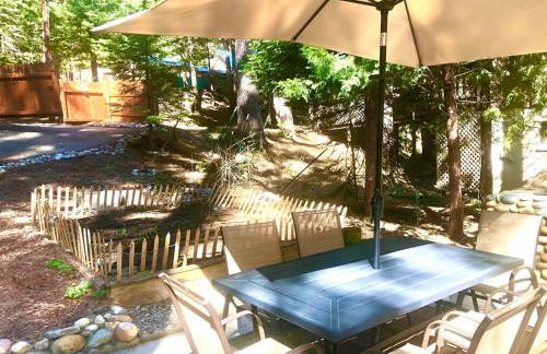 Cozy Yosemite Cabin with Hot Tub in the Pines - Foto 29