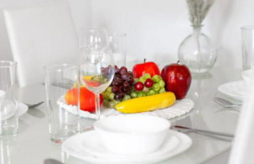 Modern Two Bedroom Apartment - Netflix - Balcony - Secure Parking 2MC - Foto 26