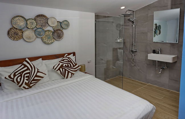 Joy Beach Villas - Photo 37