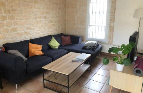 Maison provençale avec parking et vélos à disposition - Photo 5