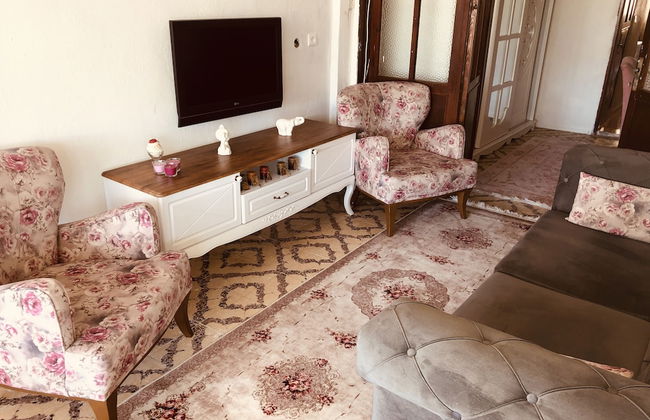 Teos Alesta Apart Pansiyon - Photo 1