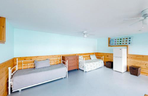 Lakefront Retreat - Foto 33