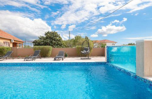 Villa Nada for 10 people with pool & integrated whirlpool - Foto 5