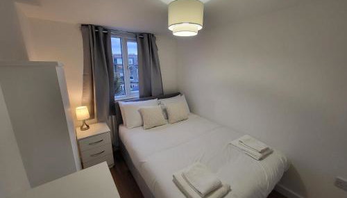 Central 5BR Retreat - Walk to Tube, Explore London - Foto 3