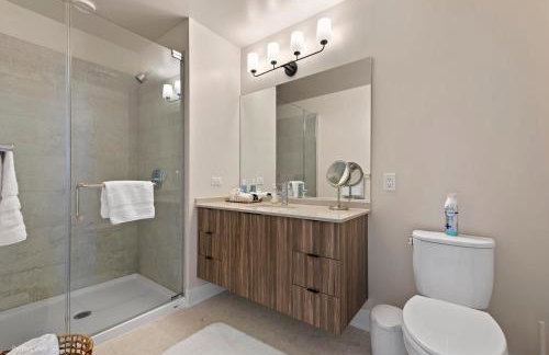 Sage Modern Apartments Near Union Park in West Loop - Photo 14