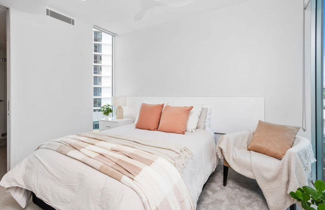 Luxury Beachfront Stay in Kirra - Photo 5