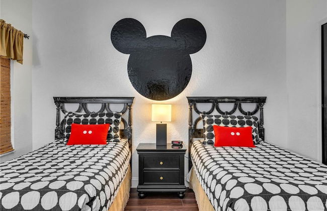 3 bed - Private Oasis - Completley Immaculate - Foto 19