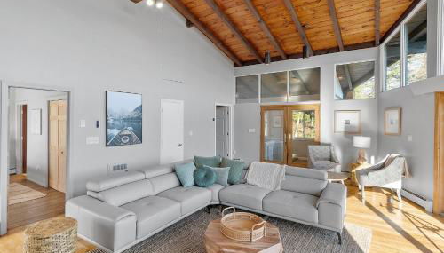 Lake Winnipesaukee & Gunstock Ski Mountain Views - Foto 4