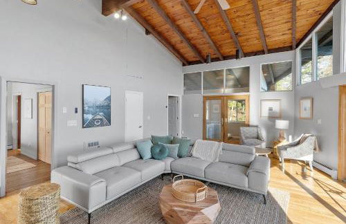 Lake Winnipesaukee & Gunstock Ski Mountain Views - Foto 4